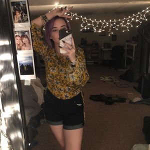 Meet your Posher, Savannah